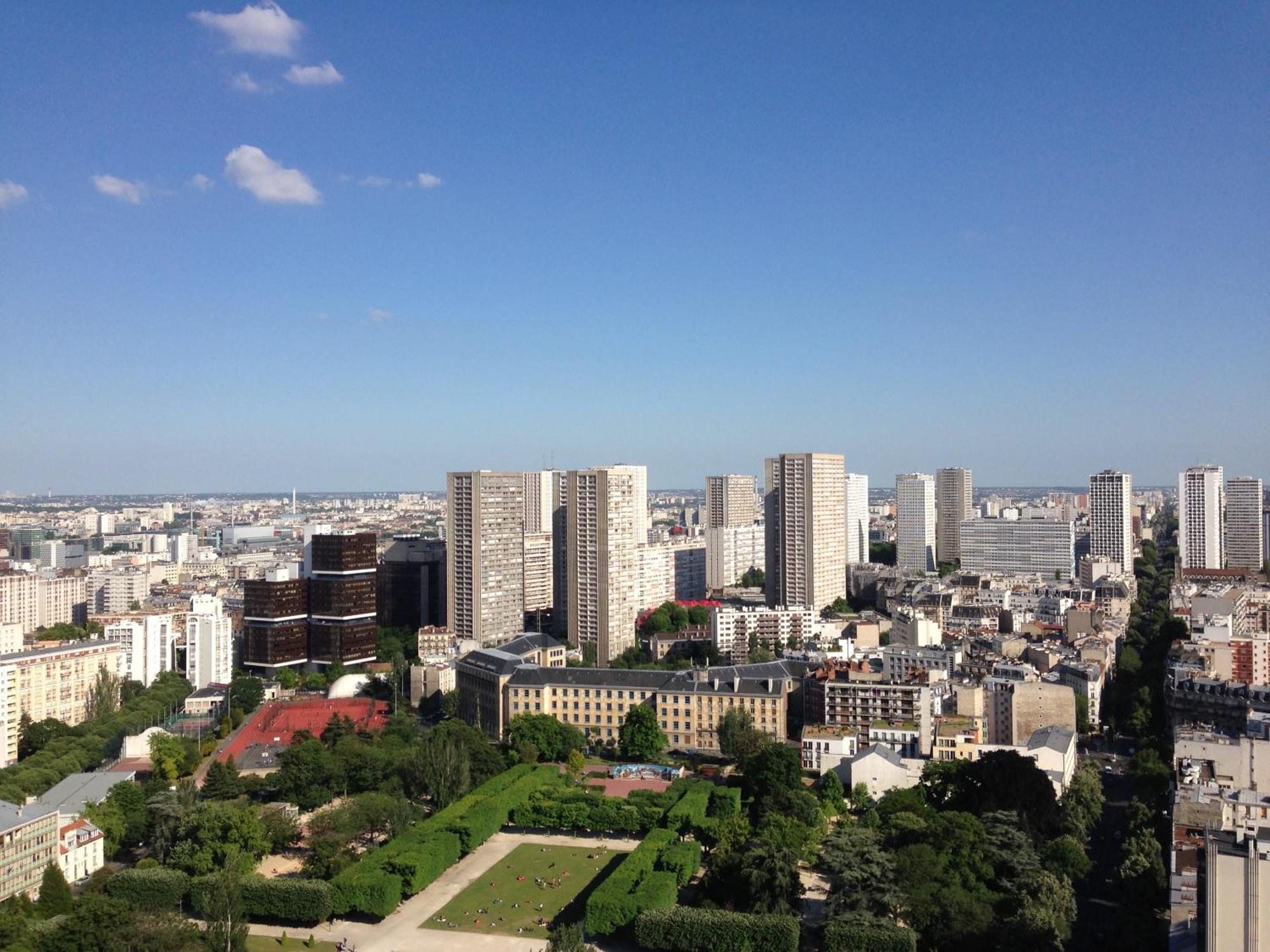 Le 300 By Happynoworry Apartment *
