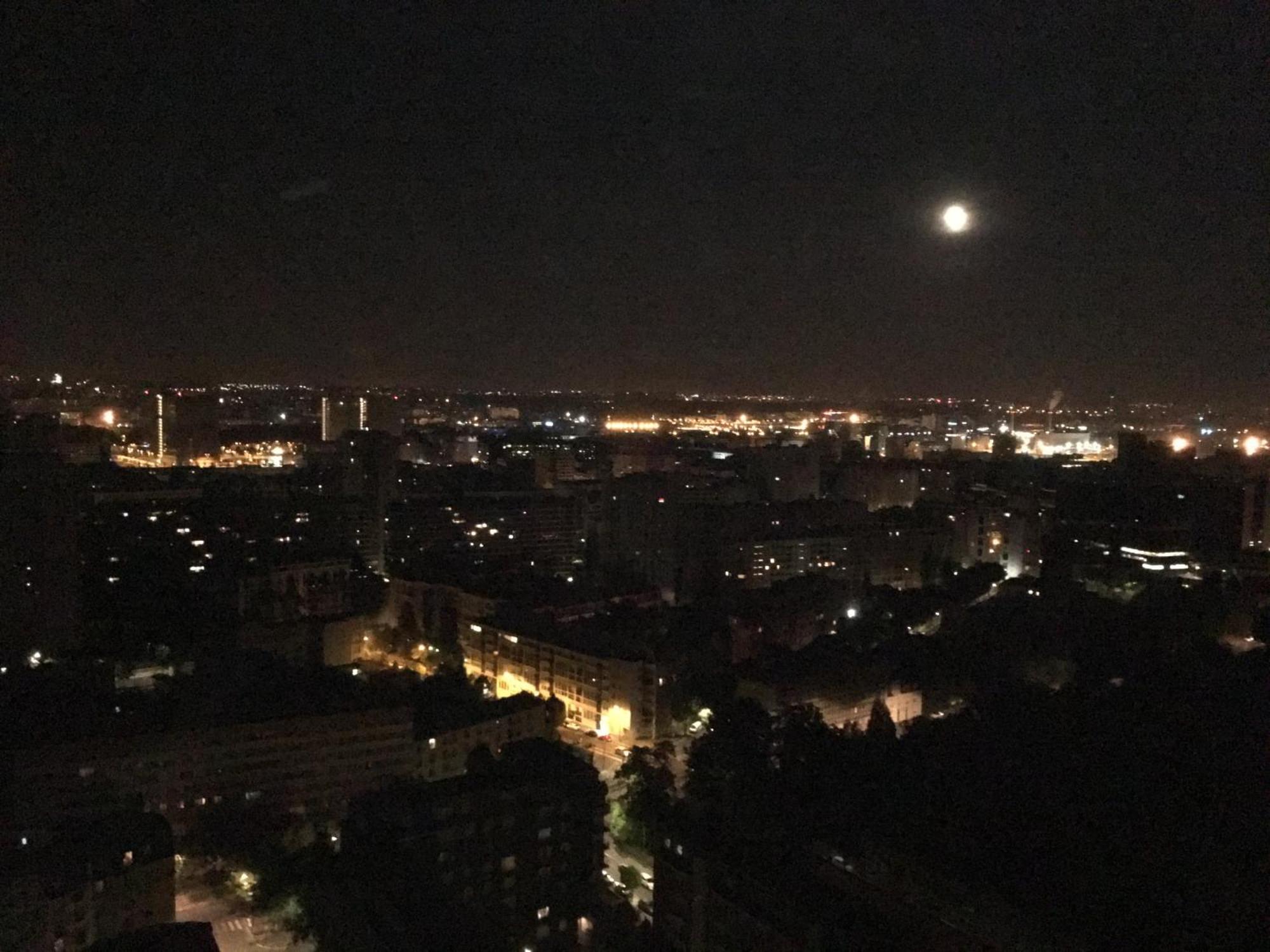 Le 300 By Happynoworry Paris