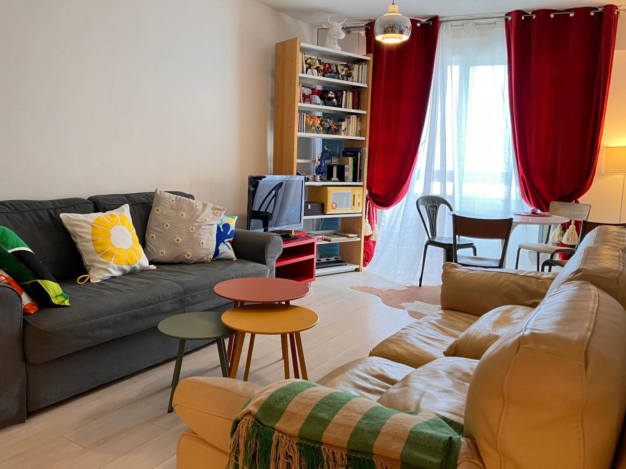 Apartment Le 300 By Happynoworry